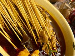 -拈签一笑黄牛肉辣卤串串