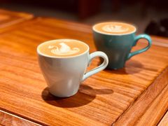 拿铁-VESH COFFEE(定西路店)