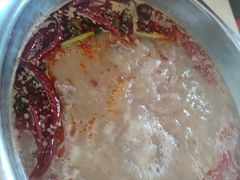 -歪小孩山野鲜货火锅店(银河名座店)