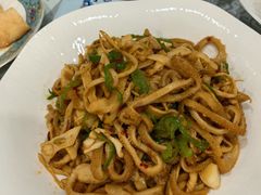 -汗腾格里·风味餐厅(新疆驻京办店)