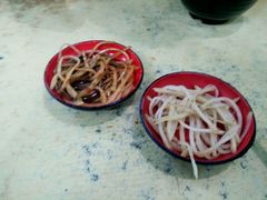 -丽虹云南过桥米线(兴工街店)