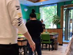 大堂-合合春饼·酱骨·东北菜(潘家园店)