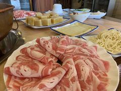 -盛元盛居传统炭火锅(绿园店)