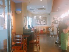 大堂-星巴克(北京新辰里亚运村店)