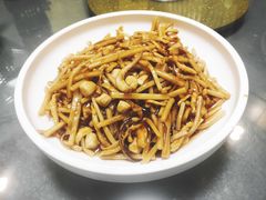 -绿岛酒楼(小海地店)