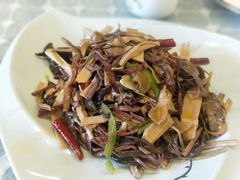 -小厨子私房菜·云南美食店