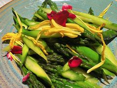 松露酱炒鲜芦笋-鹿港小镇(霄云店)