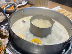 -江小渔鲜鱼火锅(冠亚星城店)