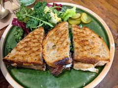 超级牛肉帕尼尼-O'mills Sourdough Bakery&Bistro(永嘉路店)