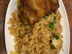 -玛格萝妮比萨屋(陆家浜路店)