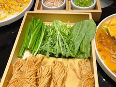 煎饼卷六样-闫府私房菜·老字号(恒隆店)