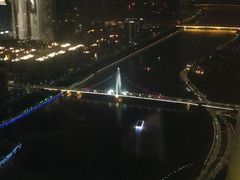 -广州塔卢特斯法国旋转餐厅