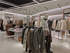 -ZARA(大上海时代广场店)