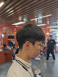 点击看大图 -米娜男士新国潮理发馆
