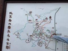 -鬼笑石后山停车场