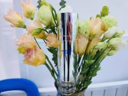 -靓芙泉专研痘痘肌