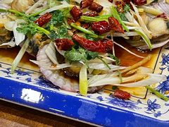 油泼扇贝-老东镇啤酒屋海鲜加工·蒸汽海鲜·海鲜烧烤(台东店)