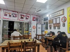 -卢聪艺小吃店(阳翟总店)