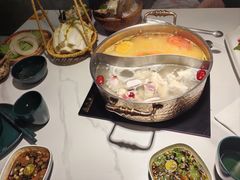 -椰子湾·海南火锅·糟粕醋·椰子鸡(正大广场店)