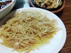 -峨嵋小镇·川菜(正定朗华店)