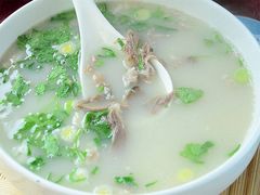 -刘记羊汤·烧饼夹肘子