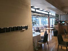 -渝半城经典川粤菜(重庆天地店)