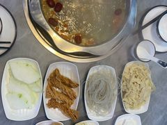 -光头药膳鸡(莱茵小镇店)