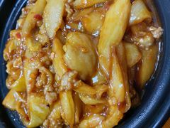 鱼香茄子煲-甜甜屋(解放中路店)
