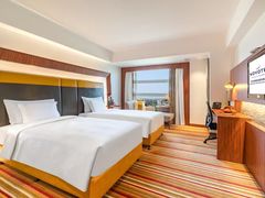 -郑州美豪雅高诺富特会展中心酒店