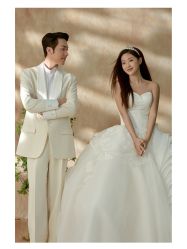 点击看大图 -至臻微拉婚纱摄影