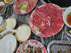 -乳仔牛牦牛汤锅 烤羊排(松潘古城店)