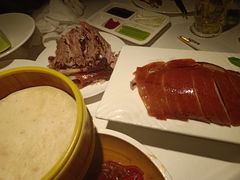 -贝勒爷·酥不腻烤鸭
