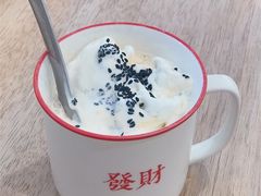 冰淇淋打蛋-堂屋糖水店(愚园店)