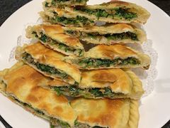 小鱼夹饼-东哥紫阳蒸盆子(旺座·现代城店)