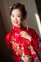 -藤薰定制中式嫁衣礼服旗袍店