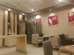 大堂-DQ·蛋糕·冰淇淋(包河万达店)