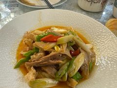-汗腾格里·风味餐厅(新疆驻京办店)