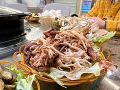 -菌海森林·非遗野生菌火锅(西山区滇池路摩根道店)