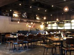 大堂-Carbon莫卡哆·意大利复古集市餐厅(杭州大厦店)