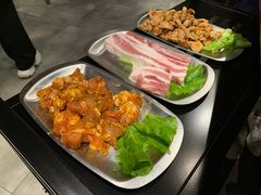 掌中宝-·缸桶屋·韩式牛肋条自助烤肉(西湖D11店)