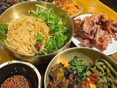 -聚合鑫东北熏酱熟食麻辣面(长阳店)