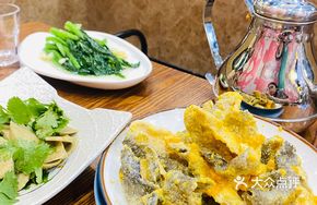 Crispy Egg Yolk Fish Skin