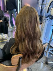 -藤野造型烫染·漂发