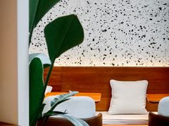 -Line 咖啡(石厦花园店)