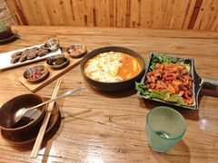 -恩你小木屋·韩式料理(假日广场店)