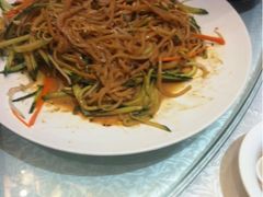 -八府香鸭·啫啫煲(华山路店)