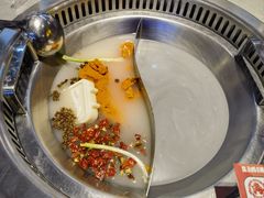-生活如沸·顺德水牛奶火锅(人民广场店)