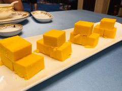 -假日花园主题餐厅