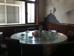 包厢-华盛园卷子王农家菜水库鱼