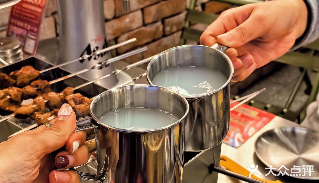 我要大声告诉你们 我又挖到了一家宝藏店，可以吃到啤酒锅